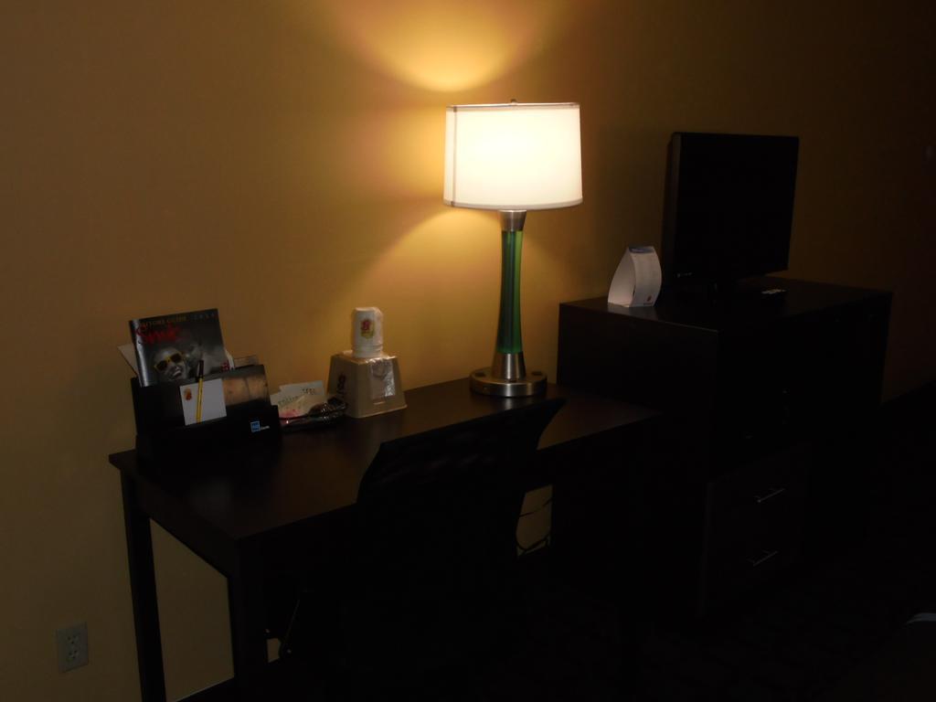 Super 8 By Wyndham Okawville Zimmer foto