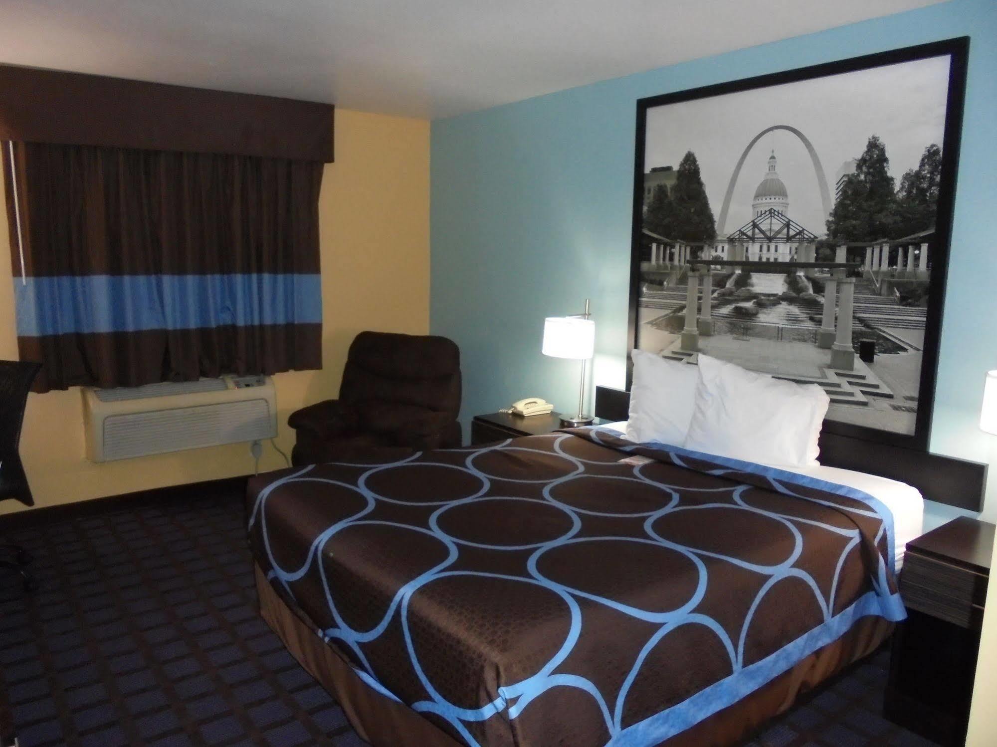 Super 8 By Wyndham Okawville Exterior foto